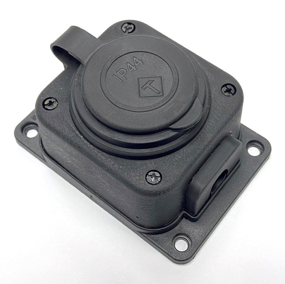 Dubh "rubber" socket suiteáilte ar dhromchla 250V, 16A, IP44, SCHUKO 2P+Z, 1KMP-F, Bylion